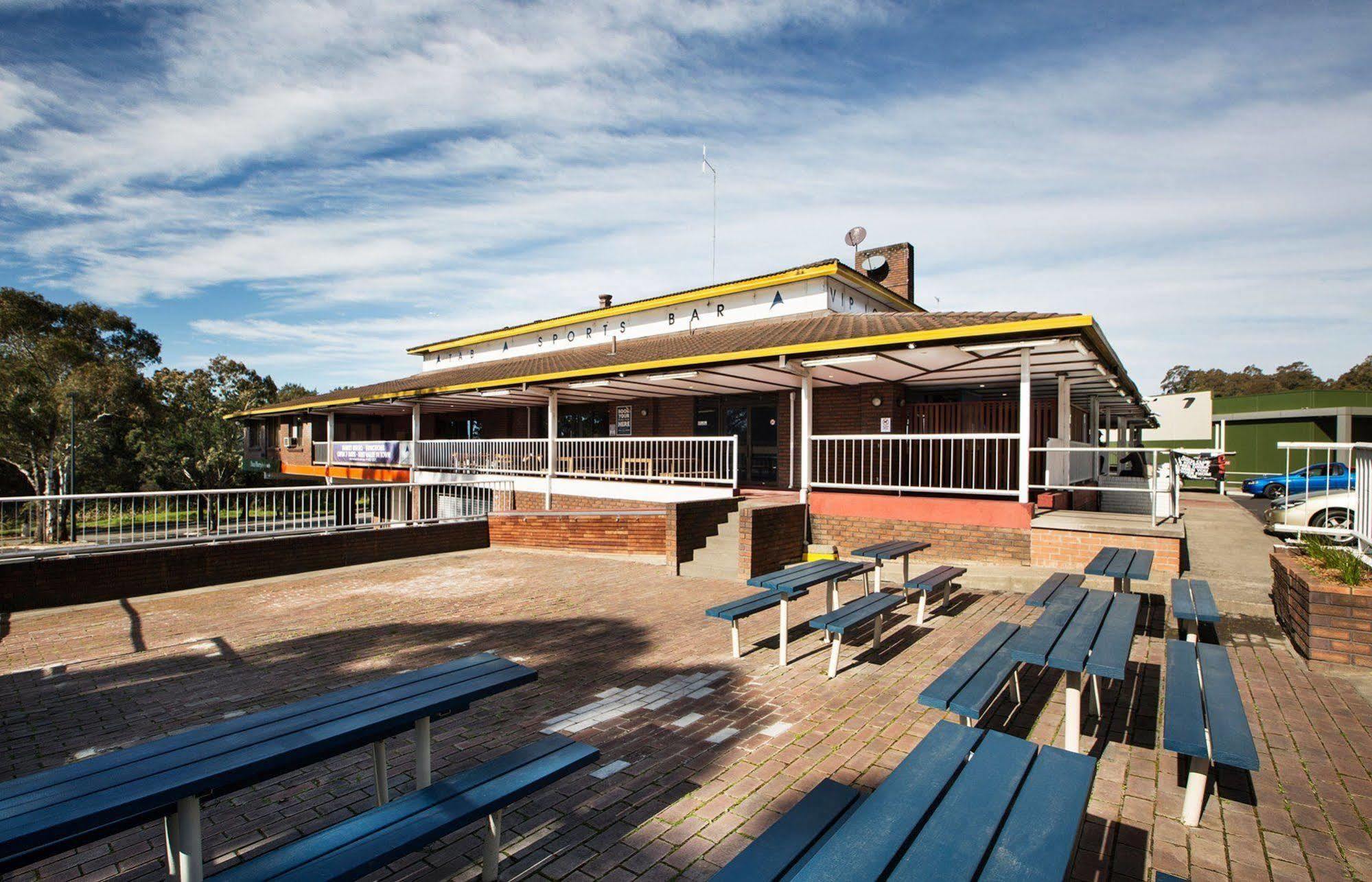 Nightcap At Archer Hotel Nowra Exterior photo