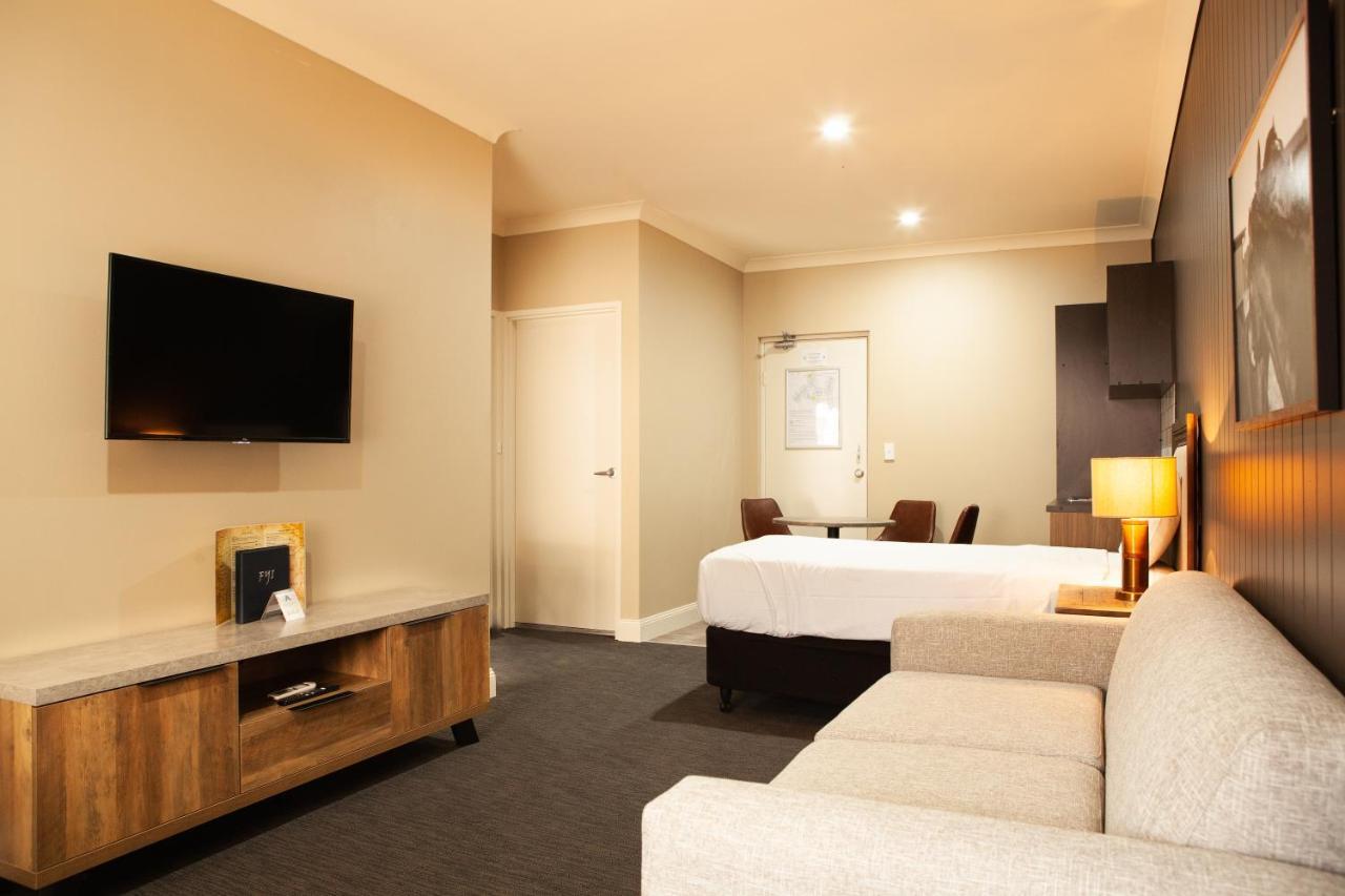 Nightcap At Archer Hotel Nowra Exterior photo
